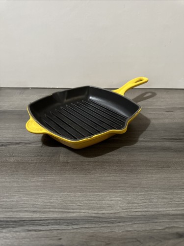 New creuset france - new, square
