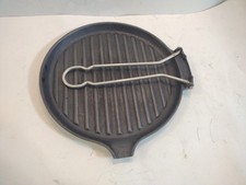 Le Creuset D2 9" Cast Iron